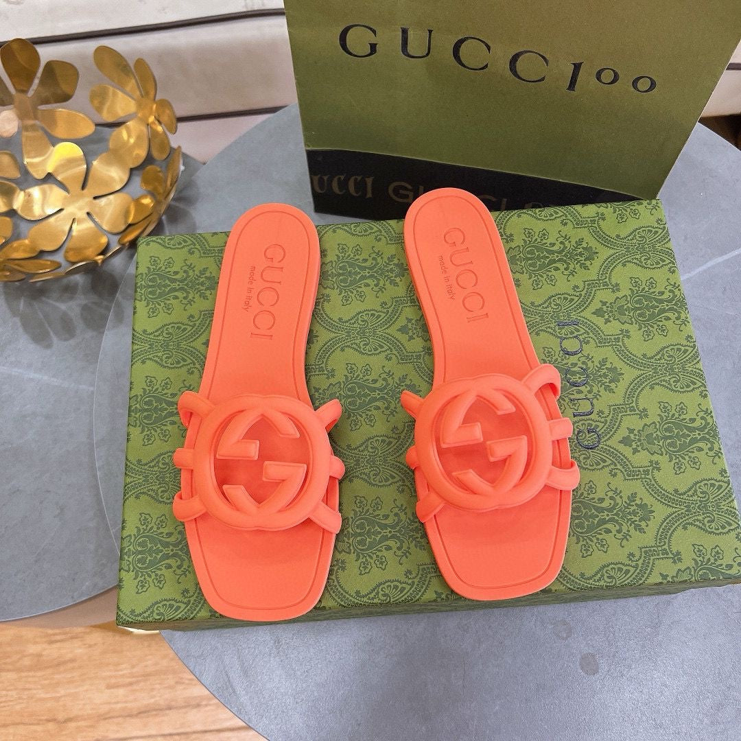  Monique sandals