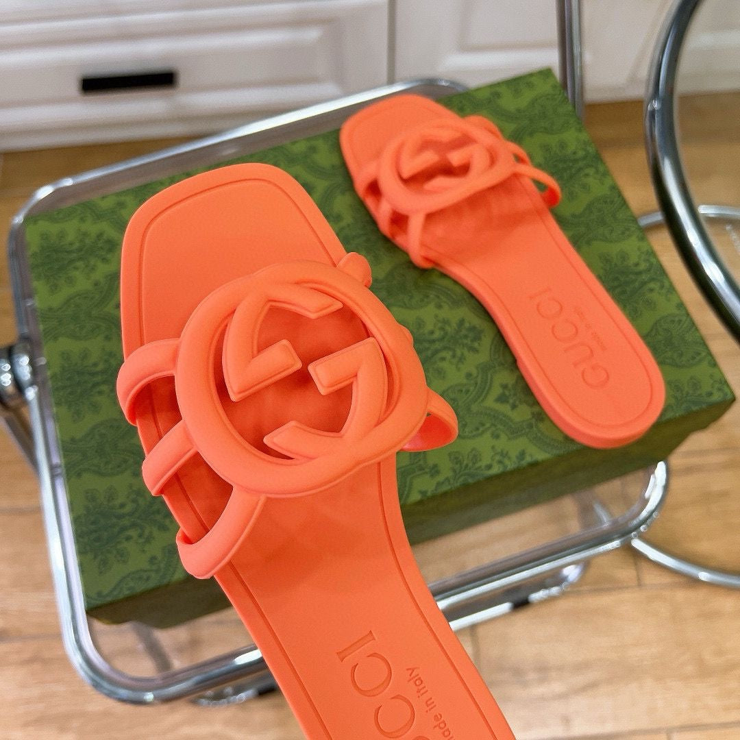  Monique sandals