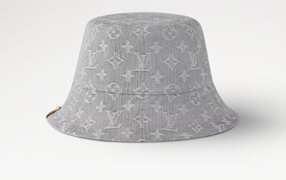 Zoey hat