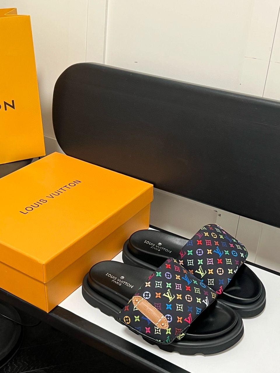 Star light sandals