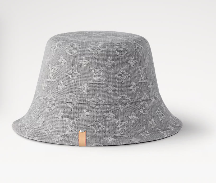 Zoey hat