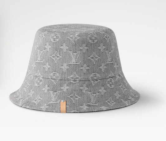 Zoey hat