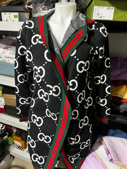 Lv jacket ( size large)