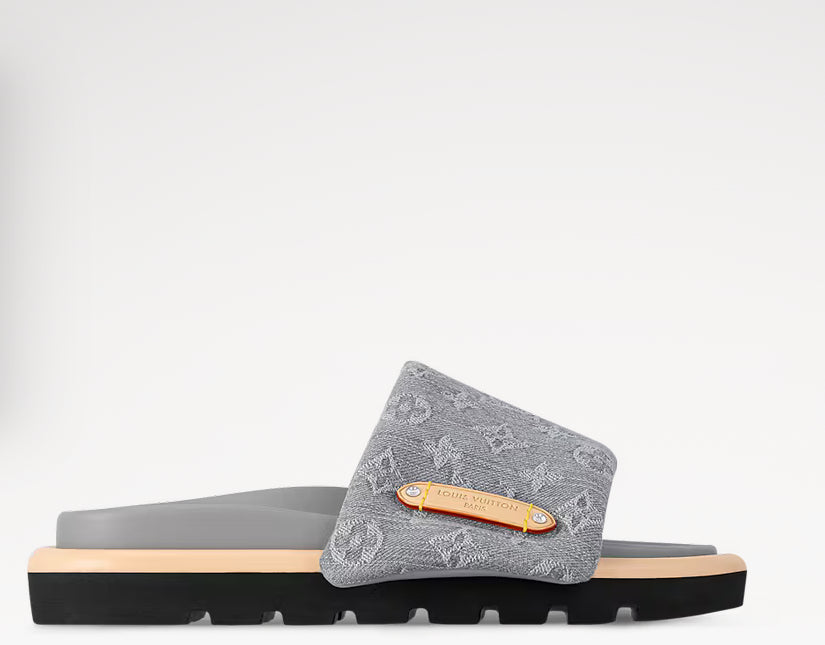 Zoey sandals
