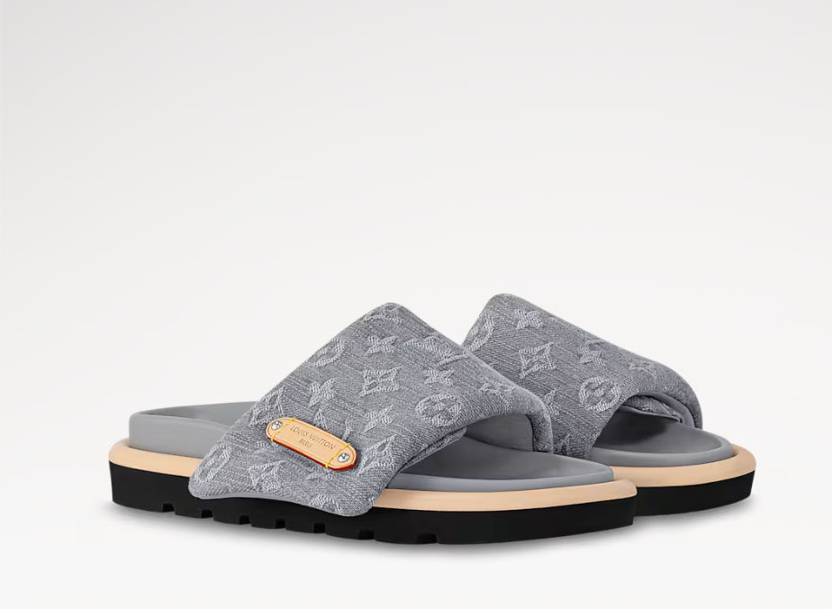 Zoey sandals