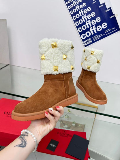 Poodle boots