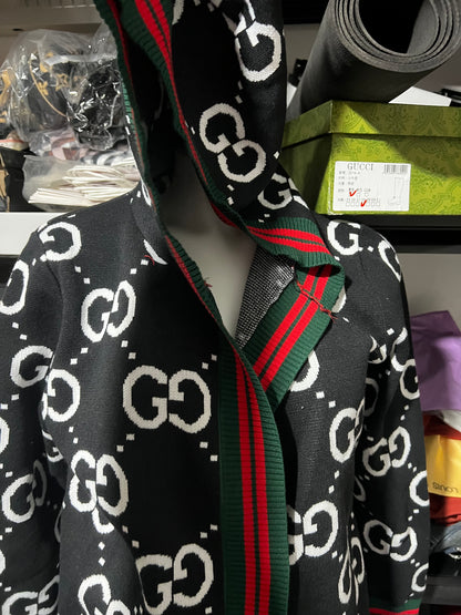 Lv jacket ( size large)